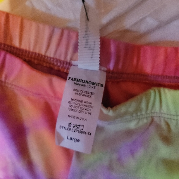 “TRIPPY TIE-DYE” Bell Bottom Flares - Picture 5 of 9